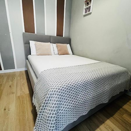 Iren Smart Apartment リヴィウ エクステリア 写真