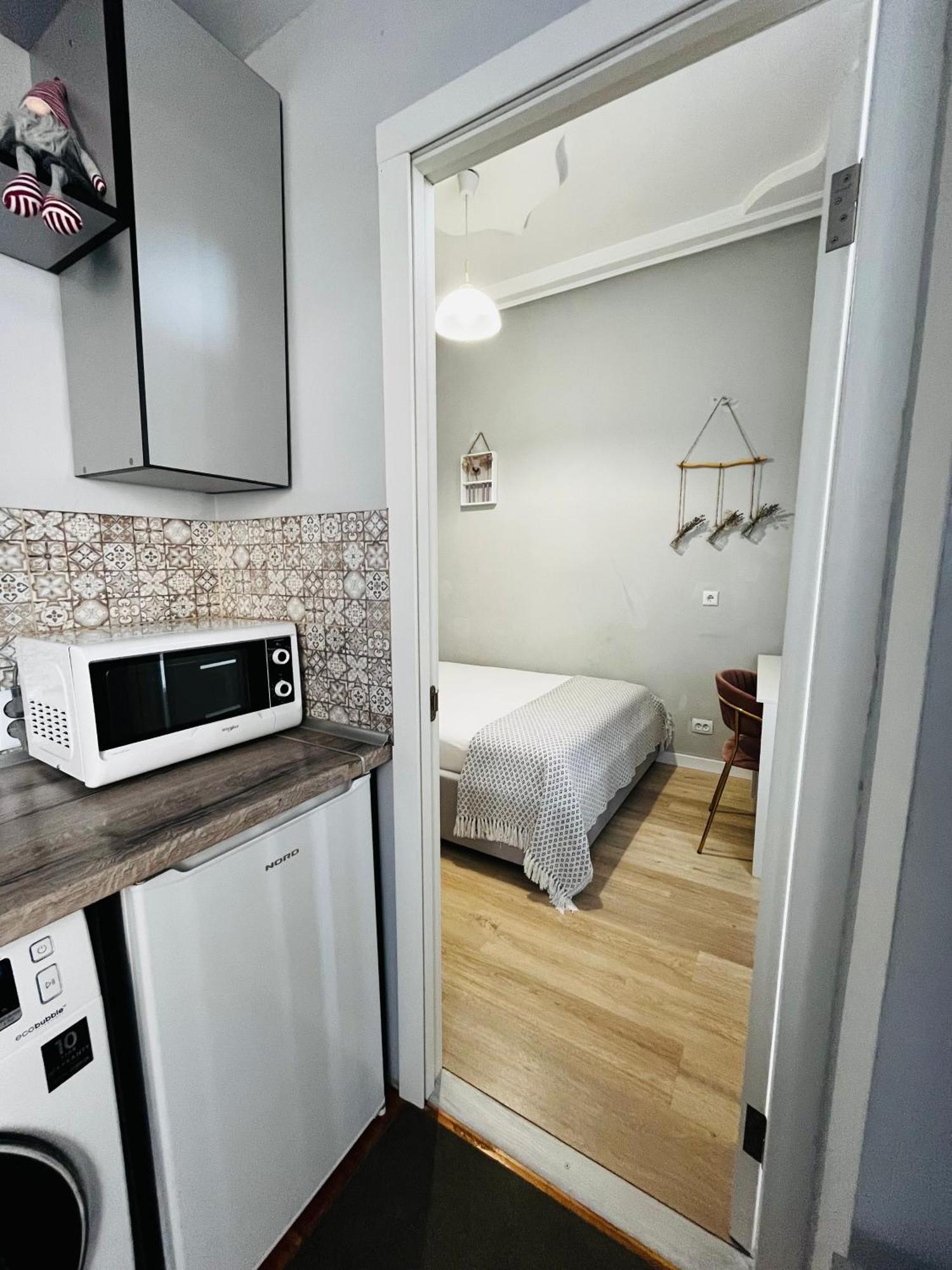 Iren Smart Apartment リヴィウ エクステリア 写真