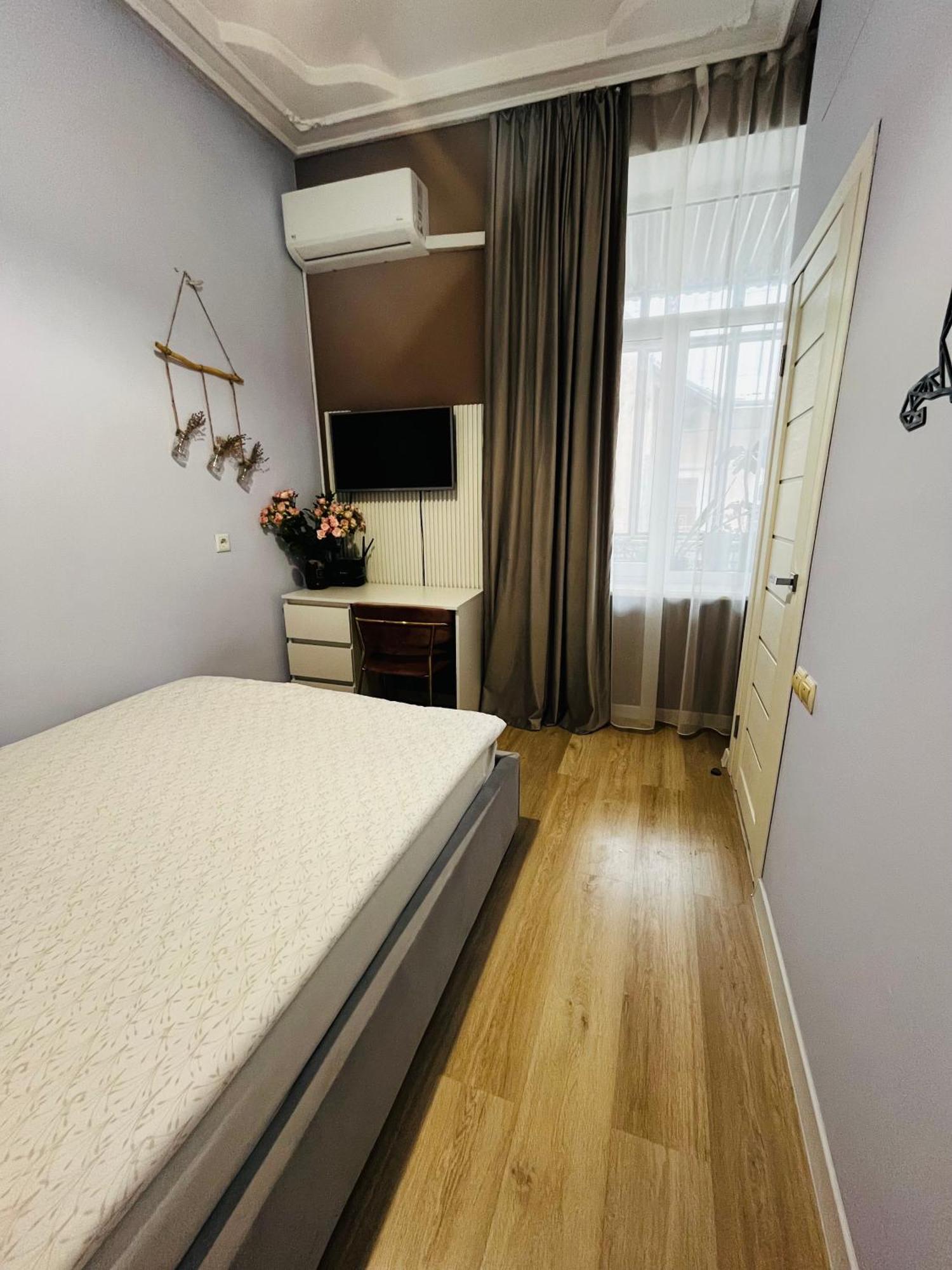 Iren Smart Apartment リヴィウ エクステリア 写真