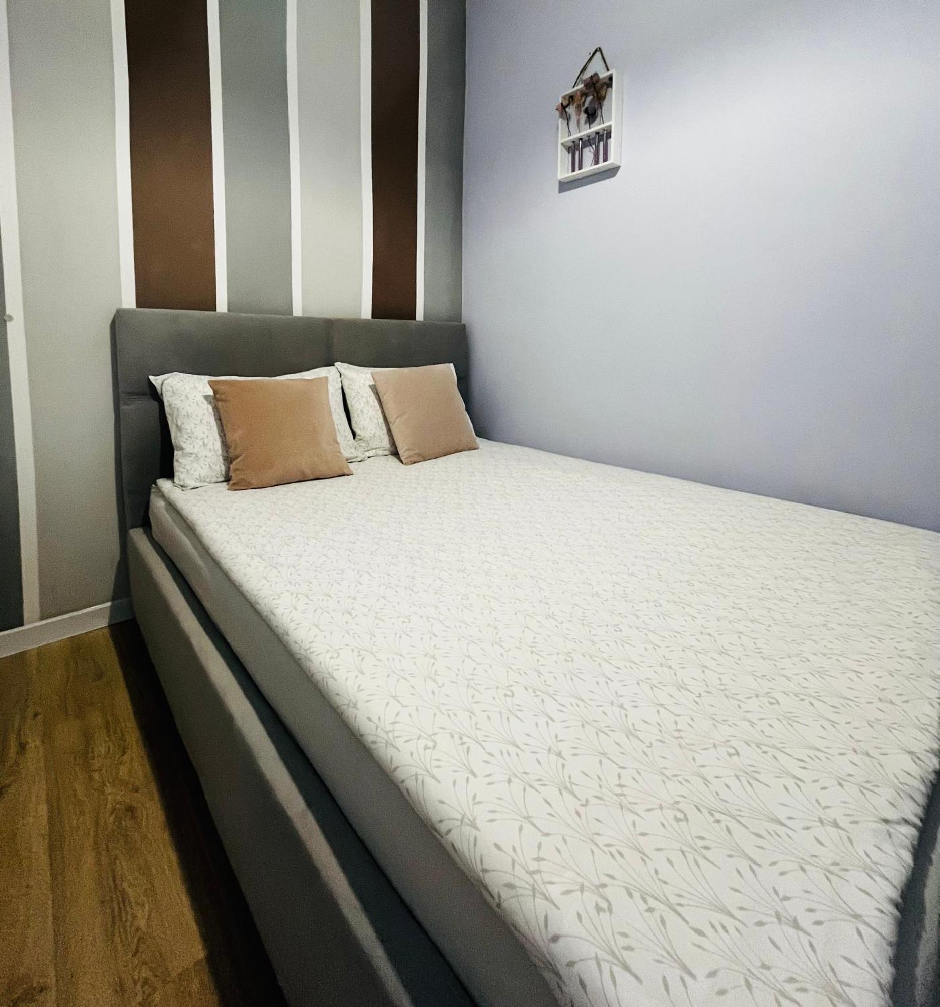 Iren Smart Apartment リヴィウ エクステリア 写真